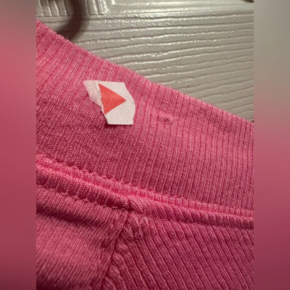 BDG NWOT Urban Outfitters pink v-boat neck long sleeve sz M **SEE FLAW IN PHOTOS - Picture 8 of 10